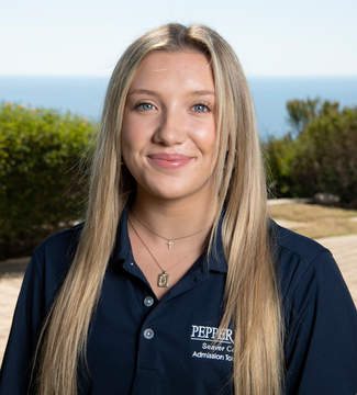 tour guide Sarah Beth Lentz