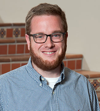 Daniel Overton Faculty Profile