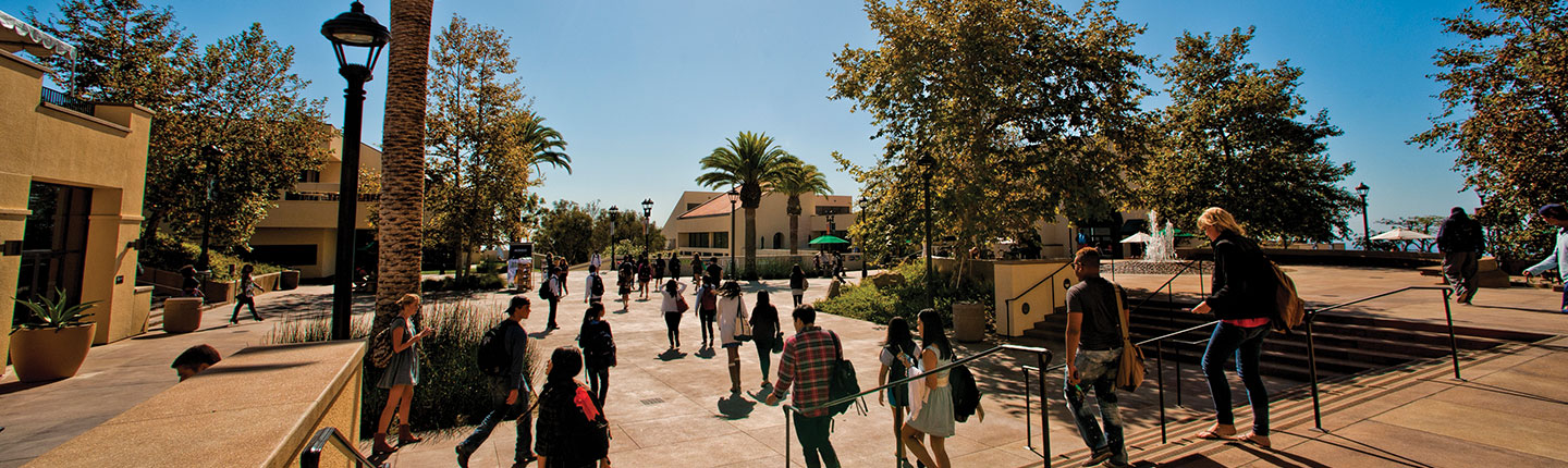 Students on the town square of Pepperdine's Malibu campus