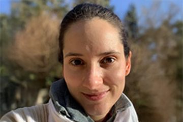 Emma Akmakjian