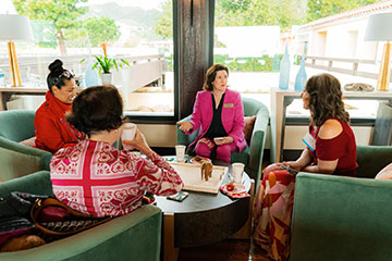 group of ladies having coffee