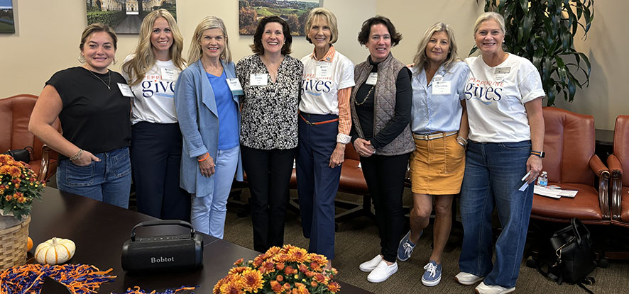 First lady of Pepperdine Joline Gash with a group