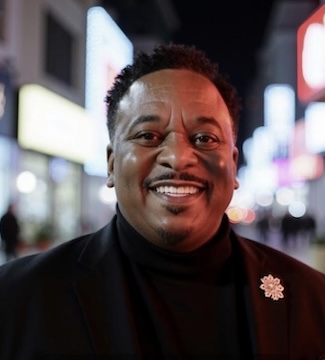 Raymond Carr